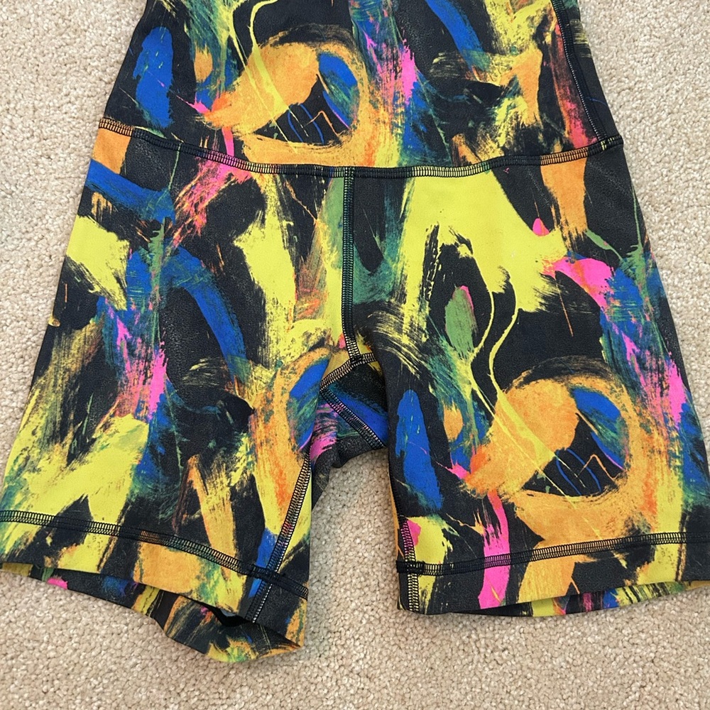 Lululemon Multicolor Abstract Print Bike Shorts